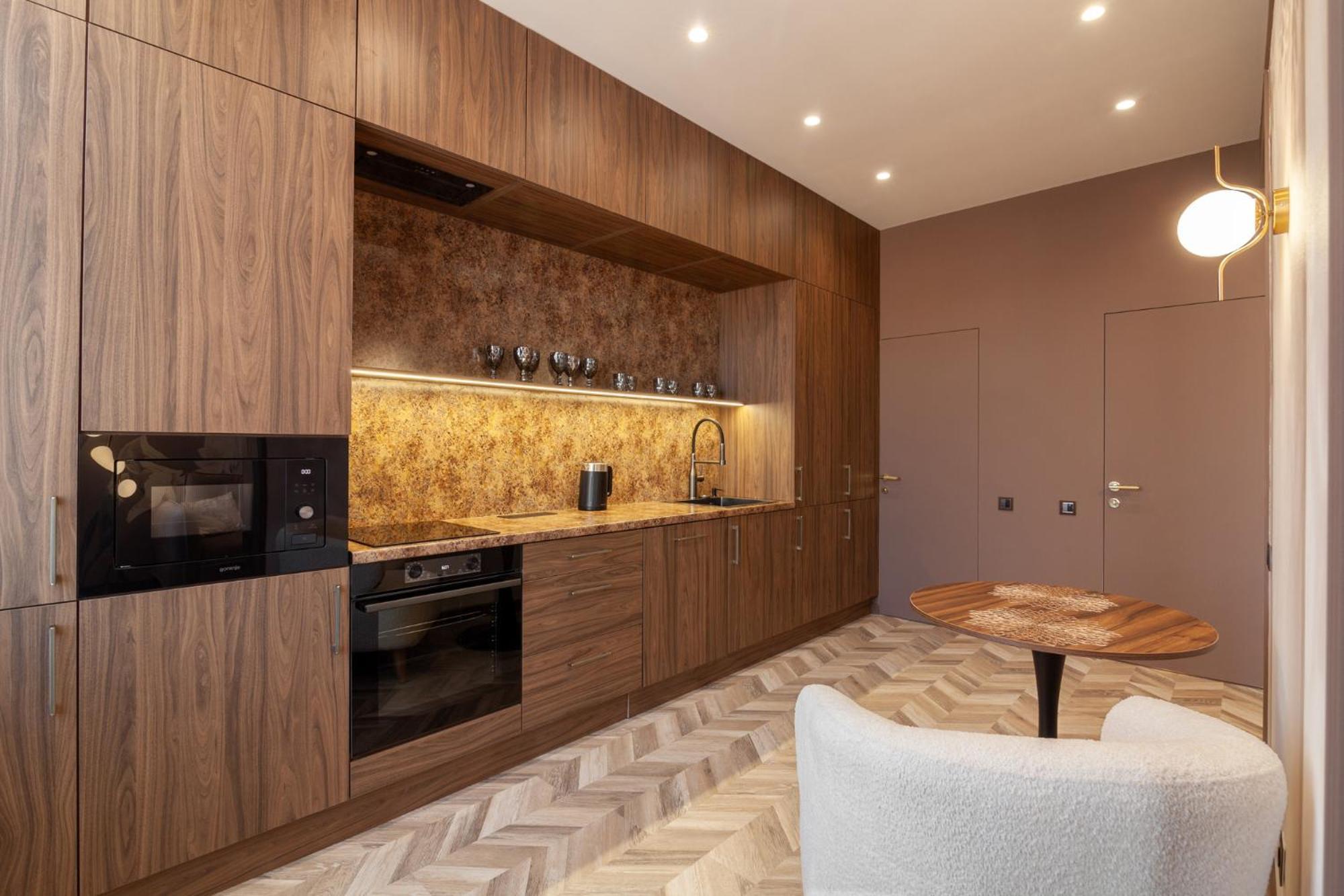 Royal Aparts Multi Lviv Extérieur photo